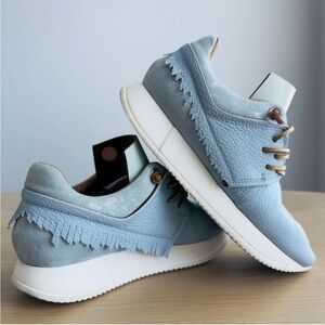 ❤️EsseUtEsse Custom Fringe sneakers Size 36❤️